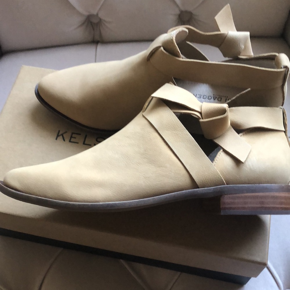 Kelsi Dagger Brooklyn Ashton Ankle Booties (Size 7.5) NWT